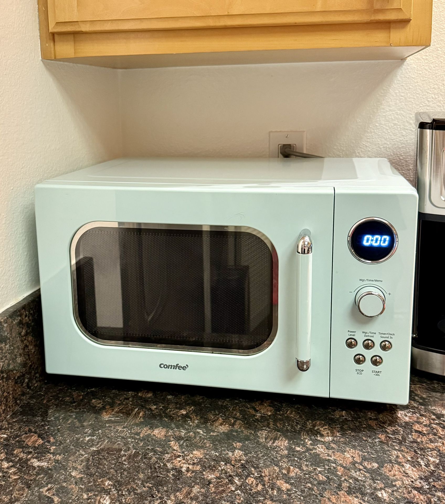 Comfee Microwave (Like New)