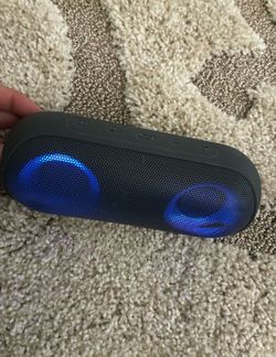 Bluetooth speaker (LOUD!)