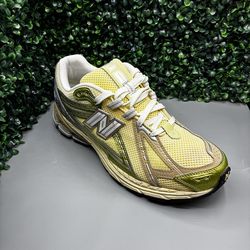 New Balance 1906R Sneakers