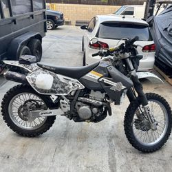 Suzuki Dirt Bike 