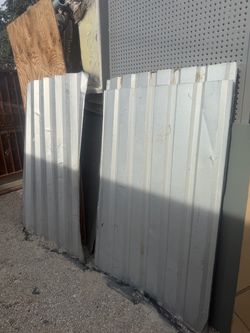 Galvanice sheet metal  size 36 wide  x 5 ft tall all 3 pieces for $50 pick only   We locate in hesperia also we more new one $35 each 8 fts tall we ha
