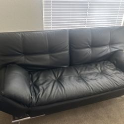 Black Futon
