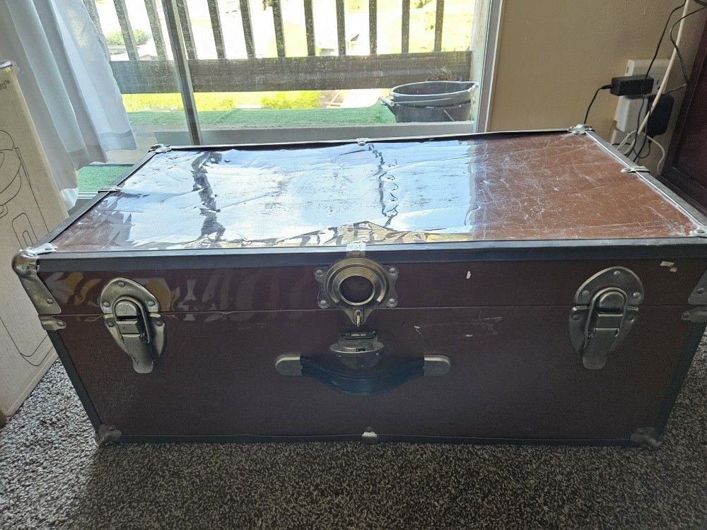 Large Metal storage trunk box