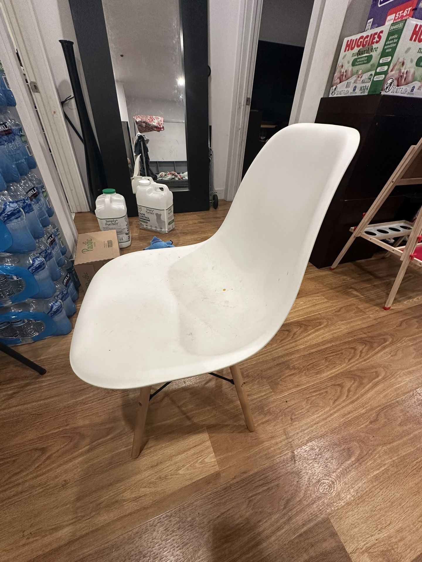 Mid Century Modern Dining Chairs – Set of 4 (White)