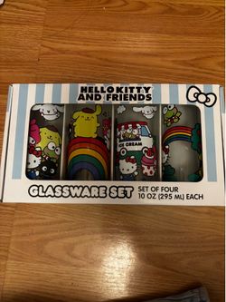 Hello kitty and friends Glassware set