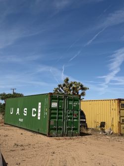 Storage shipping containers