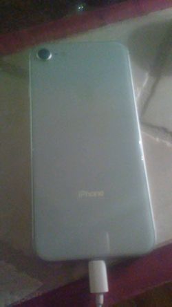 iPhone 8 64gb fresh Not unlocked