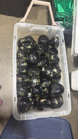 Salad bowls, soup bowls, plastic, used couple of times. Low price!!!