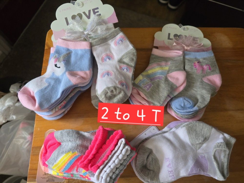 🆕️SOCKS OF DIFFERENT SIZES. SIZES ARE ON EACH PICTURE. ALL SET HAVE 6 PAIR. $3 EA OR $5 FOR 2.