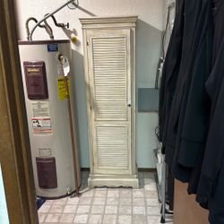 Pantry/shelf/cabinet 