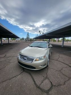 2010 Ford Taurus