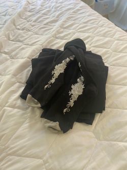 2 pairs of maternity leggings and socks
