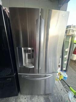 LG French Door Fridge – Stainless, Ice/Water Dispenser
