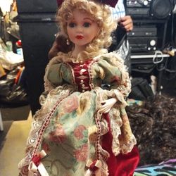 A Few Dolls - All For $25 