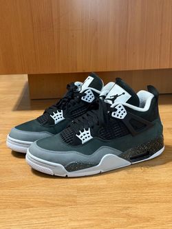 Air Jordan 4 fear, size 9.5