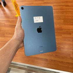 iPad Air 5th Generation 64GB WiFi Only Used 