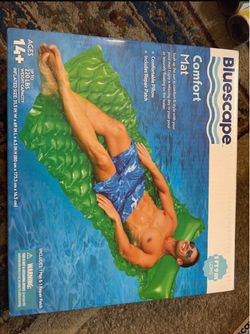 Pool floaty