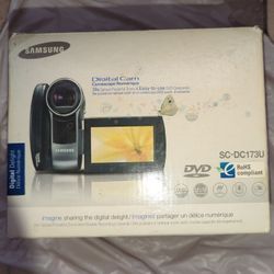 Samsung Mini DVD camcorder SC-DC173U