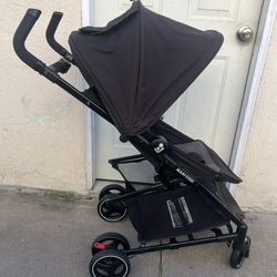 MAXI COSI BABY STROLLER 
