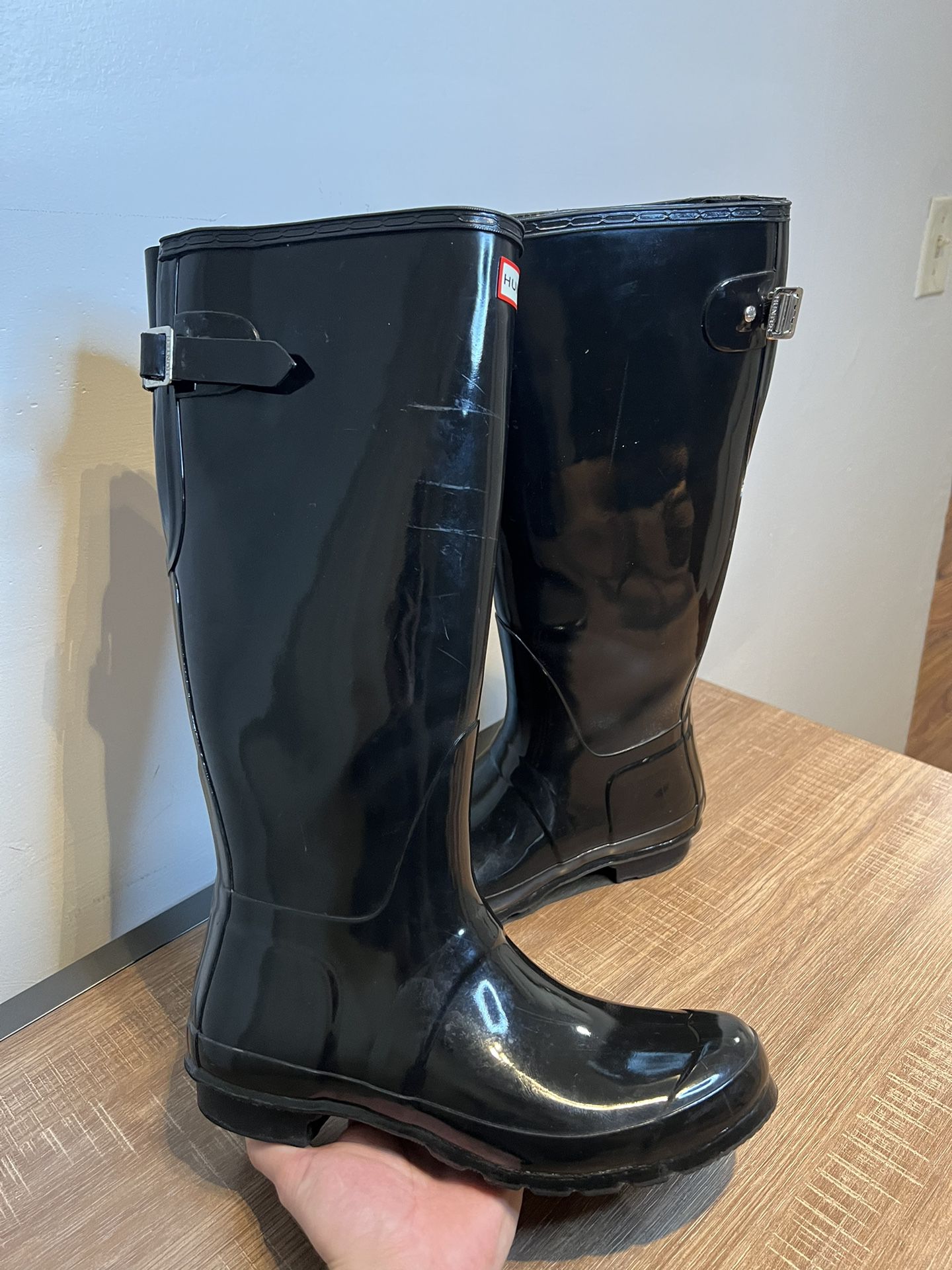 Hunter Original Tall Gloss Womens Size 10 Rain Boots Black Handcrafted Rubber