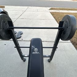 Weight Bench with accessories 