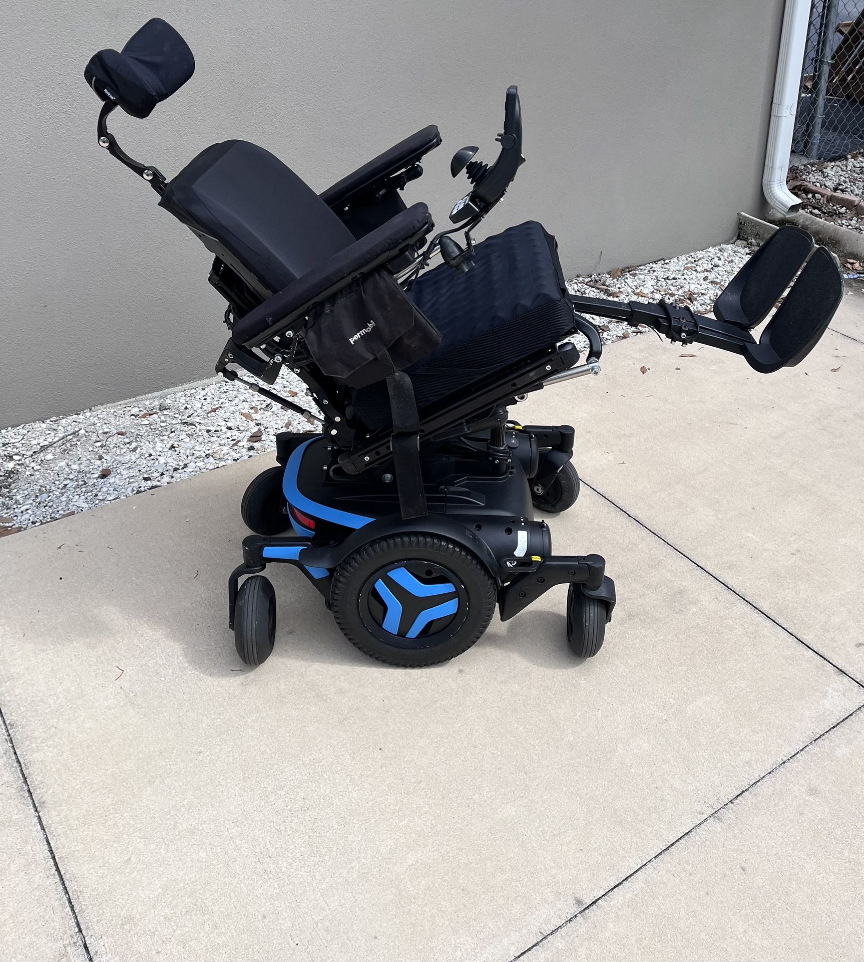 Permobil M3 With Power Everything!