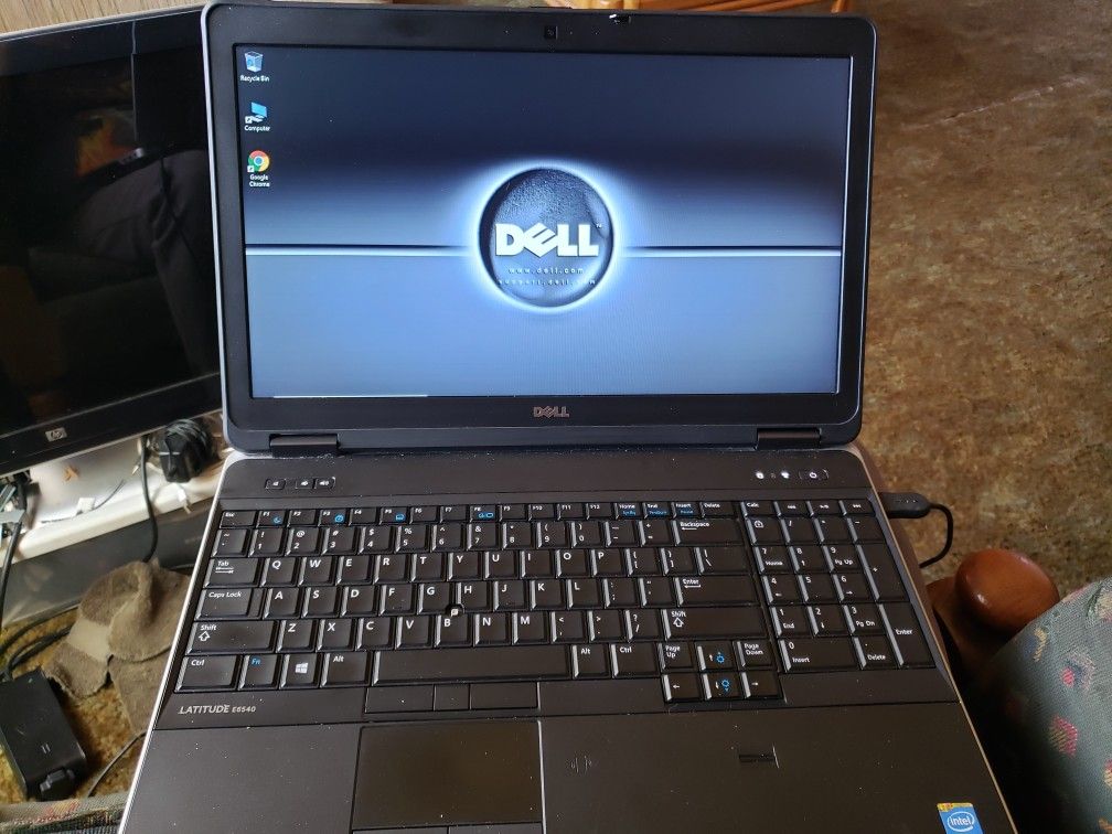 Dell laptop notebook computer I7 CPU