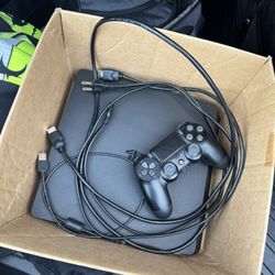 PS4 Slim 1TB