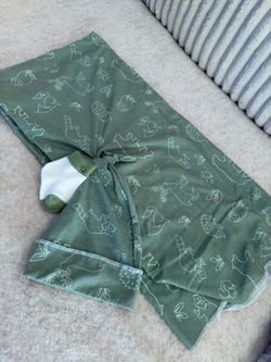 3 piece baby boy newborn blanket hat and sock bundle
