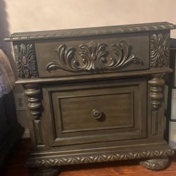 Cal King. Bed  Dresser  And Stand Drawer Nightstand 