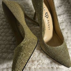Katy Perry Gold Pumps Size 5 Like New