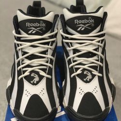 VNDS Reebok SHAQNOSIS SIZE 10.5