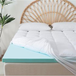 Brand New Memory Foam Mattress Topper King Size