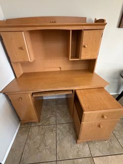 Computer Desk