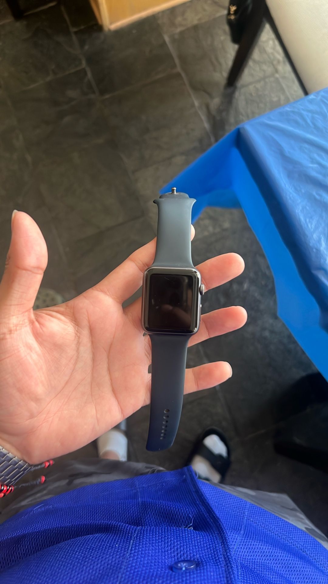 Serious 1 42mm Apple Watch In Good Conditions 