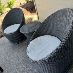 Outdoor patio furniture 3 pieces