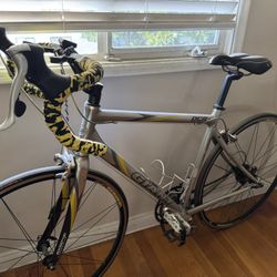 Giant OCR2 Road Bike Size M