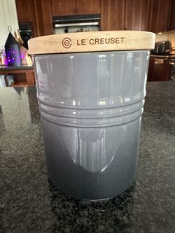 Le Creuset Medium Storage Jar with Wood Lid - Flint Grey