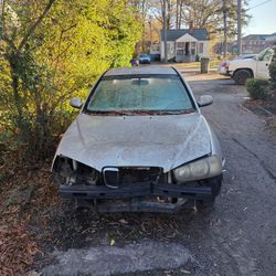 2003 Hyundai Elantra 