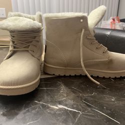 Winter Boots Size 9 1/2