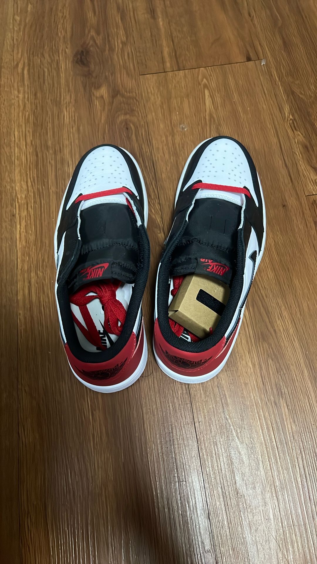 Air Jordan 1 Low Og red