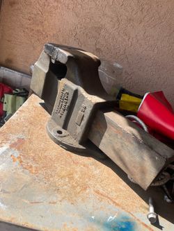 COLUMBIAN VISE / BALDOR GRUNDER