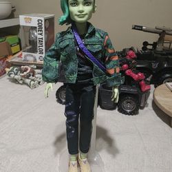 Monster High Monster Deuce Gorgon Doll Pet Perseus 2022 G3 Exclusive