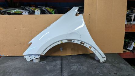 2013-2014-2015-2016-2017-2018 TOYOTA RAV4 LEFT FENDER OEM USED #11515