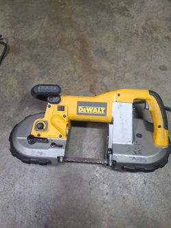 Dewalt D28770 Powerful Portable Band Saw 110volt, 4.75 Inch Cutting Depth!