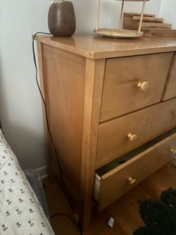 Wood dresser