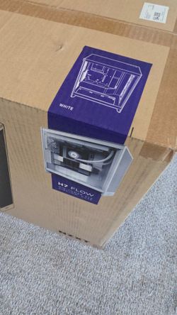 Nzxt H7 Flow white case