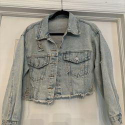 Women’s Shein Cropped And Ripped Denim Jacket Size Small 