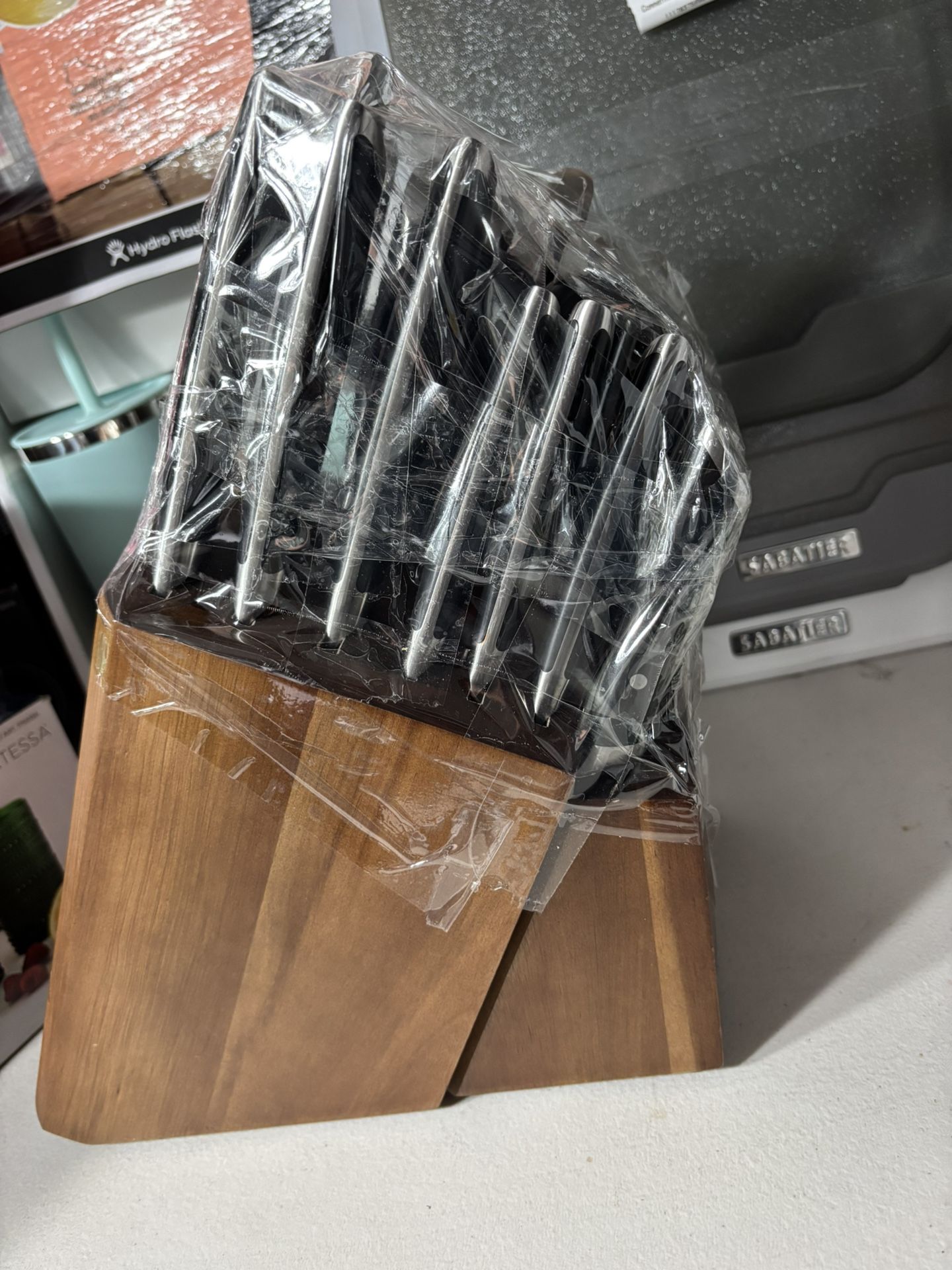 Cangshan Olympus Black 23 Pc