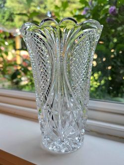 Pressed Glass Decorative Table Vase, Diamond and Scallop Design